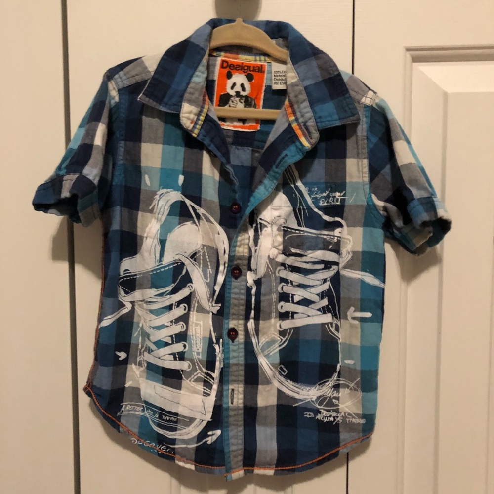 Desigual short sleeve shirt size 4